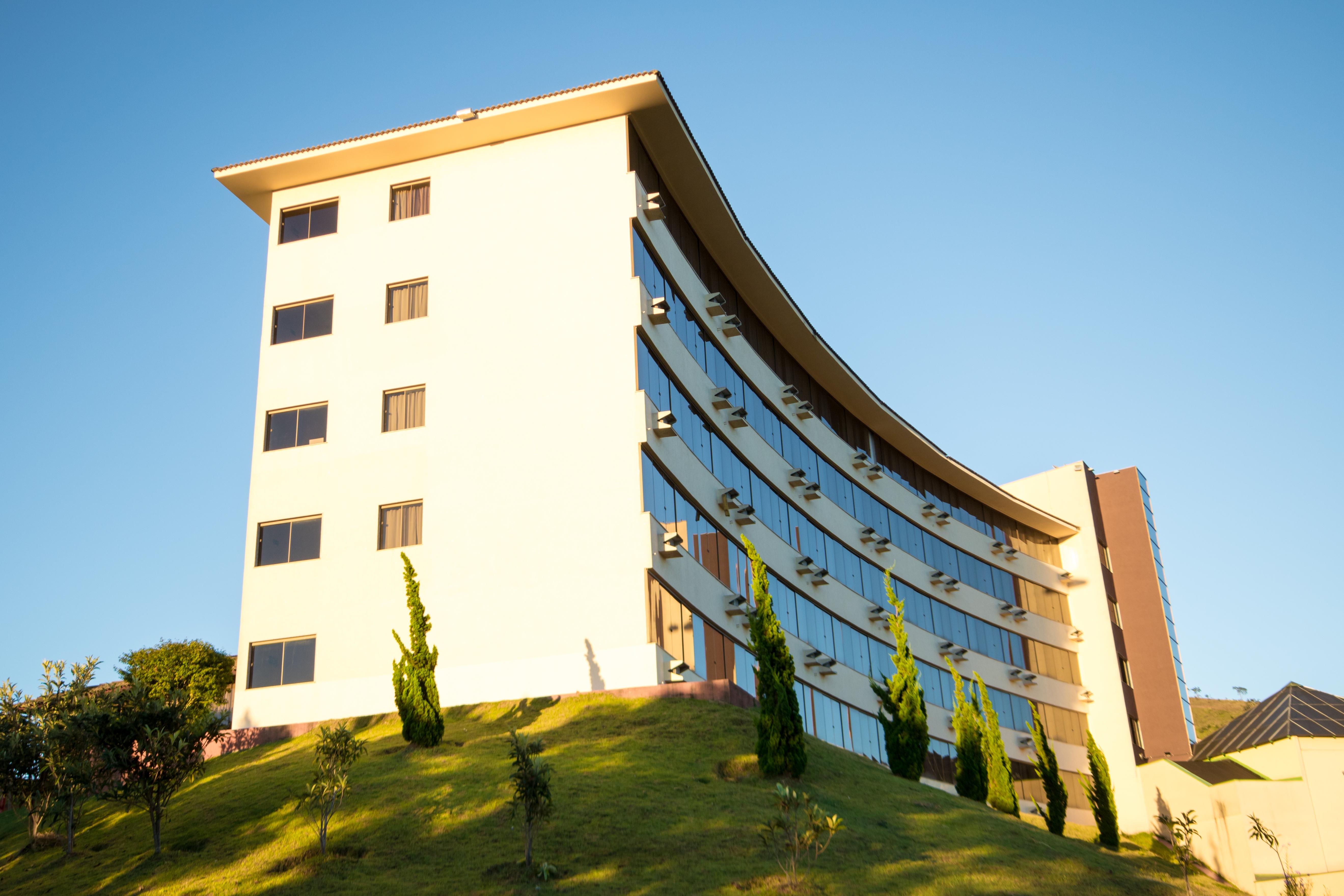 Hotel Golden Park All Inclusive Pocos De Caldas By Nacional Inn Exterior photo The University of the South Pacific's Emaluca Campus