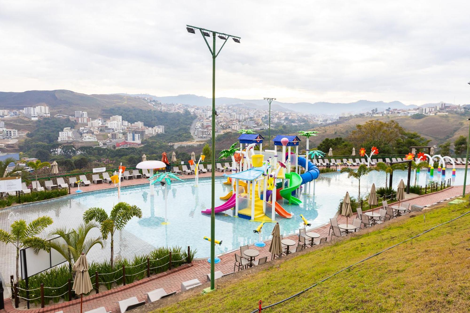 Hotel Golden Park All Inclusive Pocos De Caldas By Nacional Inn Exterior photo Water park in the resort