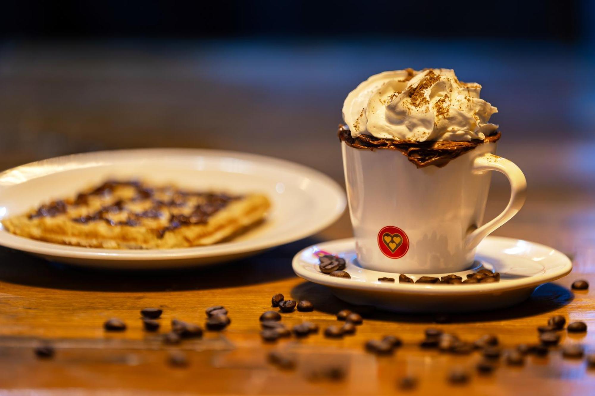 Hotel Golden Park All Inclusive Pocos De Caldas By Nacional Inn Exterior photo A cup of coffee